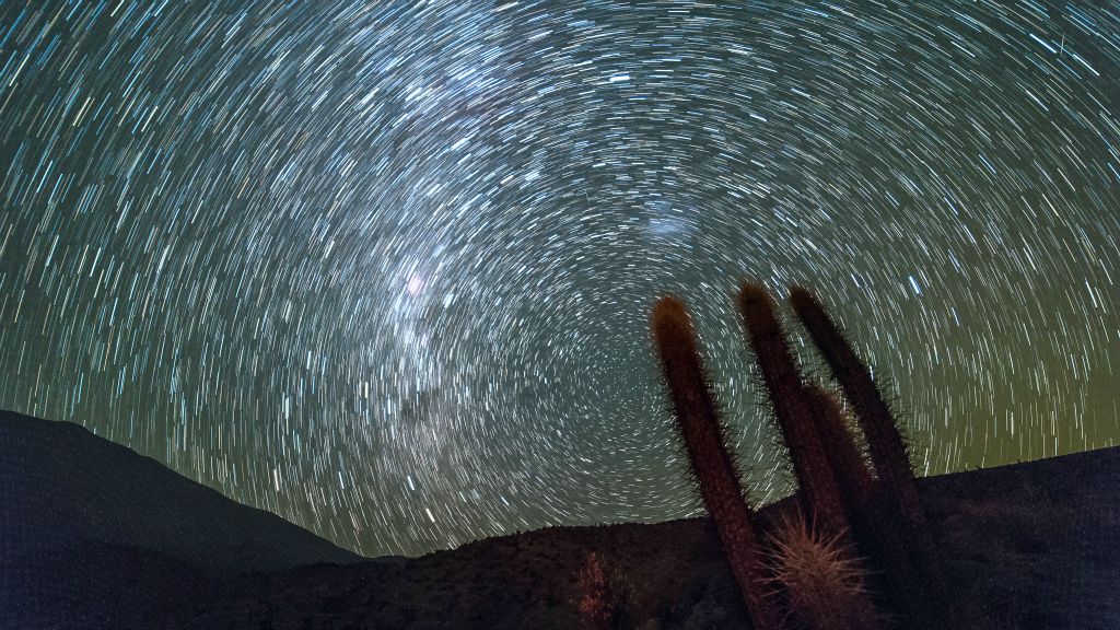 Star Trails around the South Pole